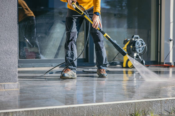 Best Parking Lot and Garage Cleaning  in Youngwood, PA